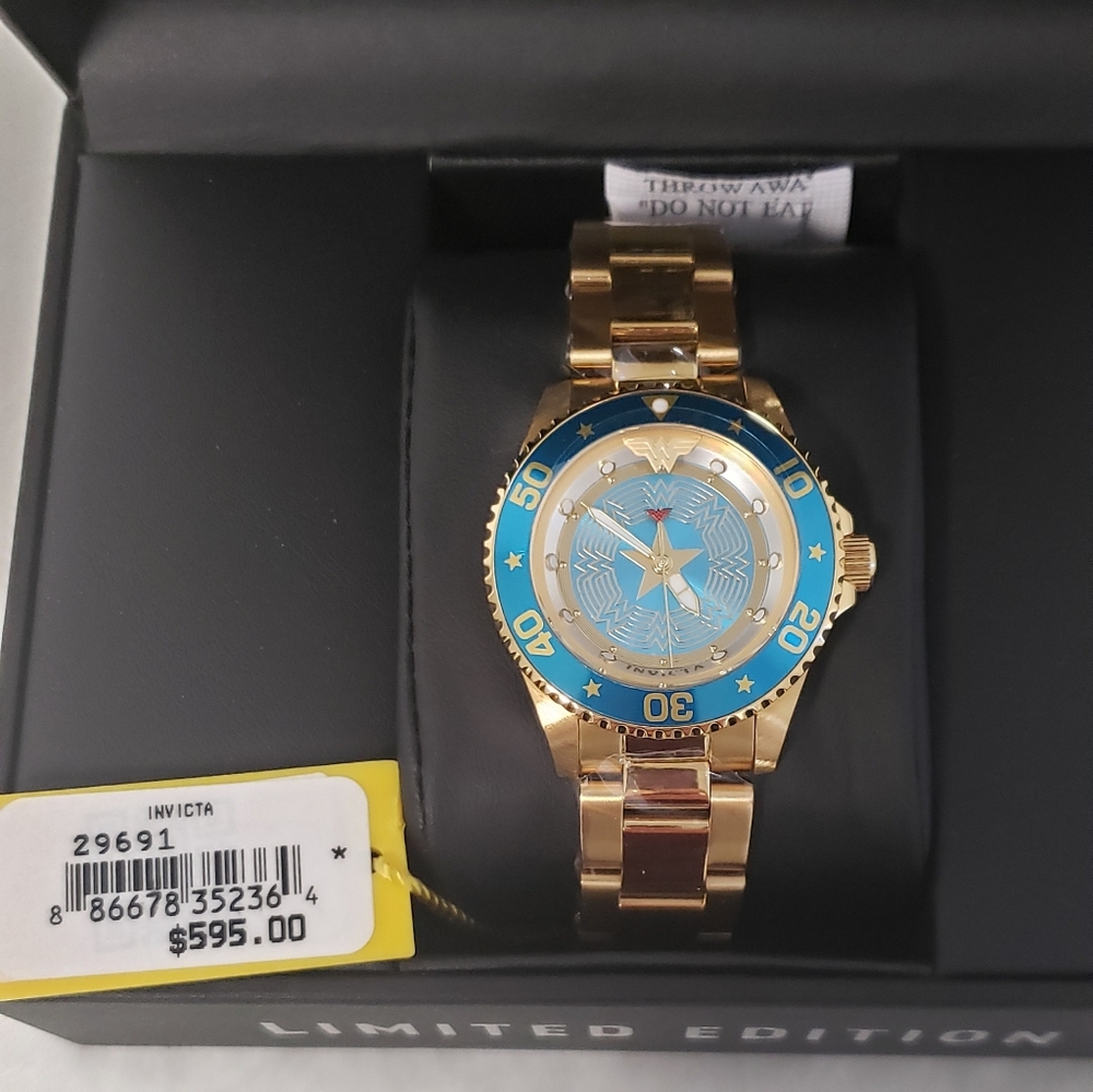 New Invicta Women's DC Comics Wonder Woman Watch - Picture 7 of 8